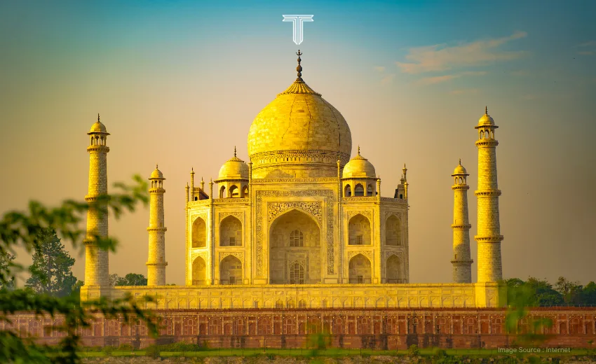 500731 A - taj mahal vip luxury tours by helicopter