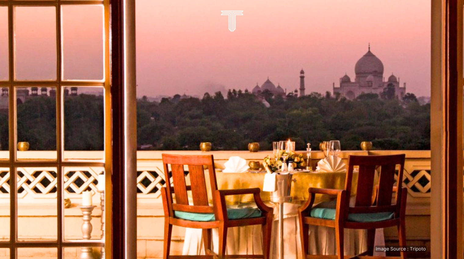 A-the-oberoi-amarvilas-5-star-hotel-with-taj-mahal-view-for-luxury-gold-travel