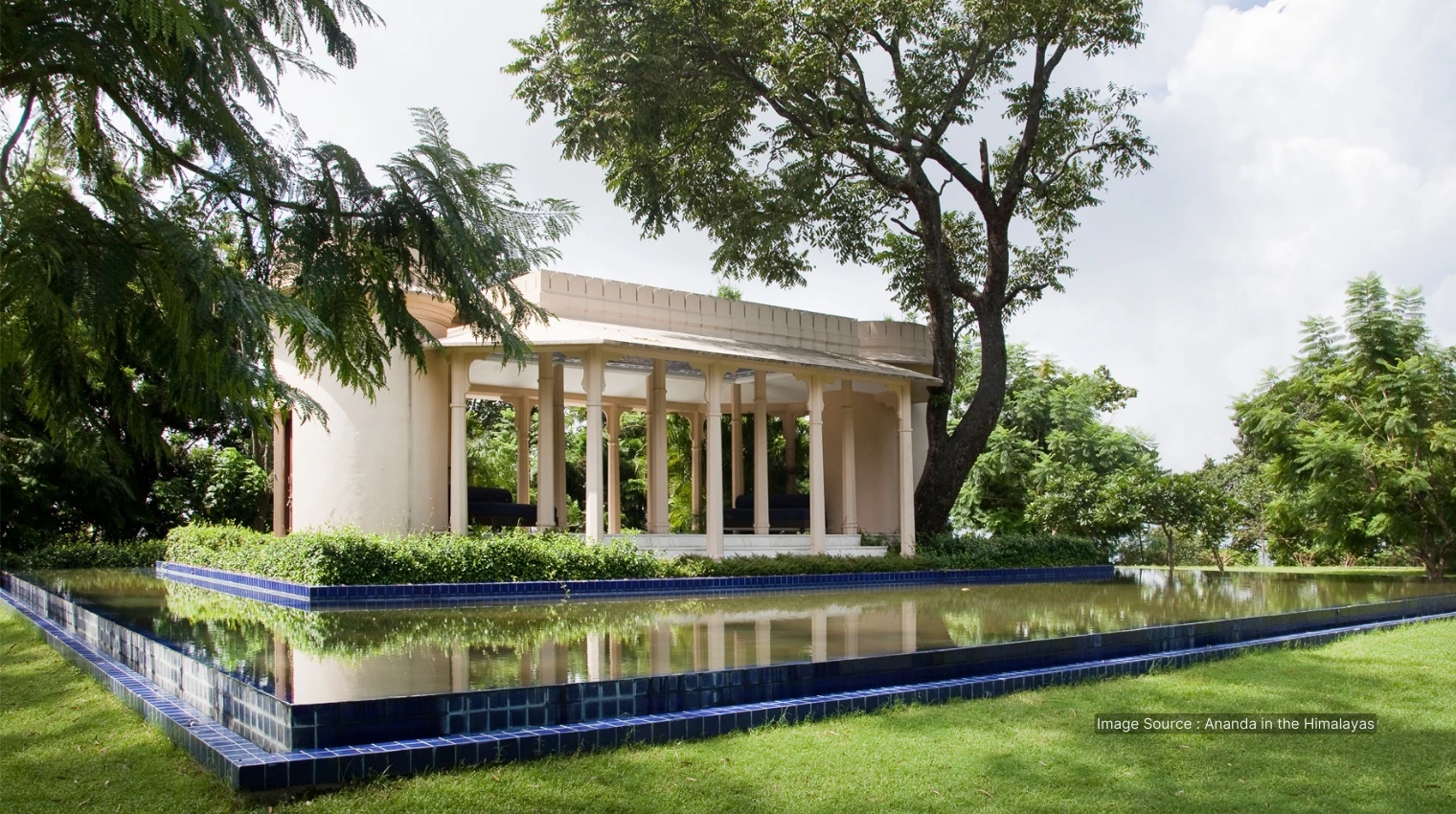 32007 A - Ananda in the Himalayas - fitness retreats