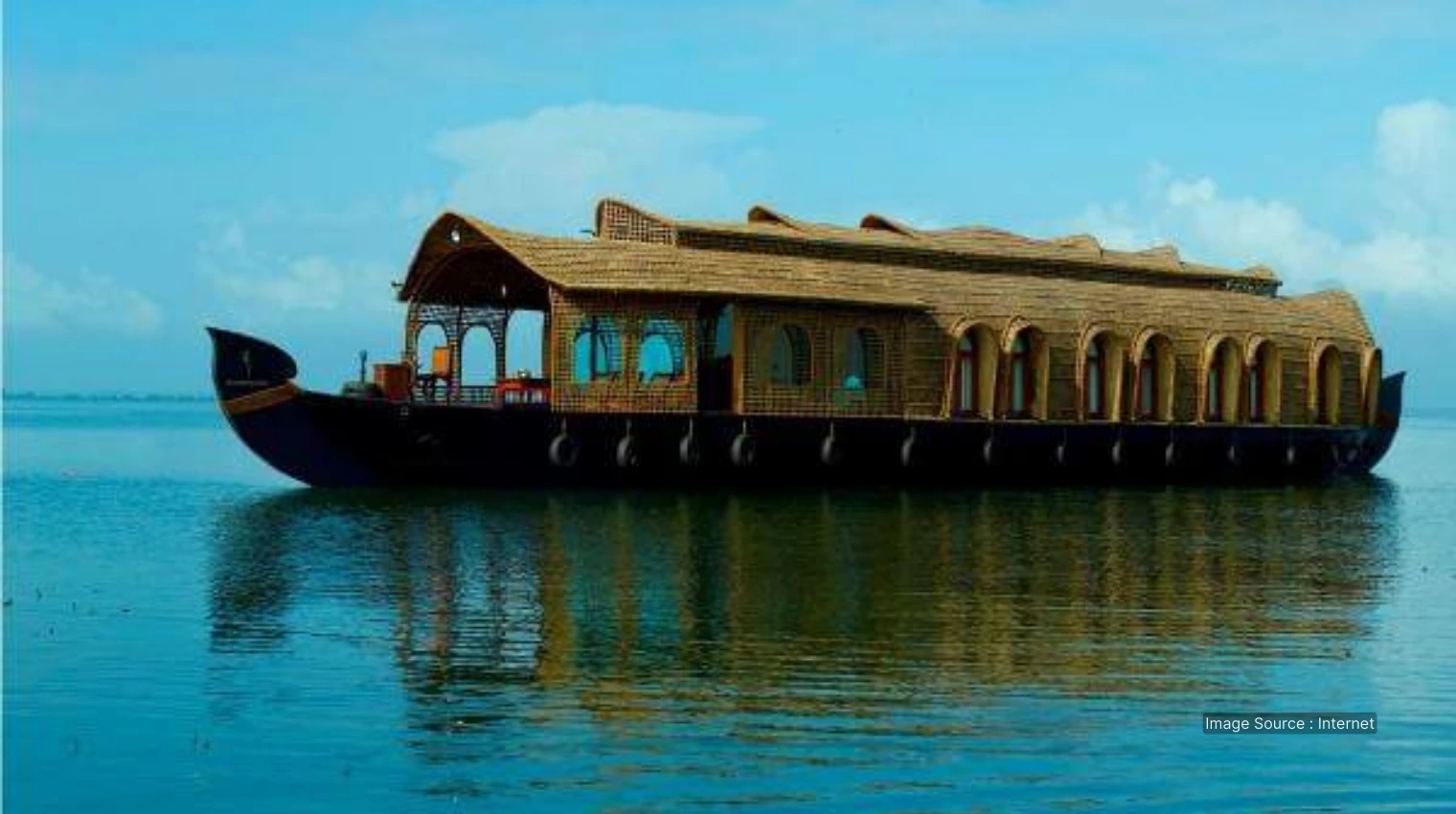 30001 A - Kerala backwaters explore india