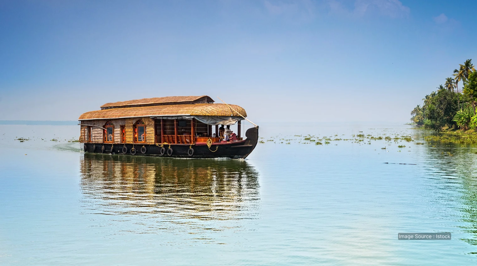 500659 A - kerala luxury tour packages
