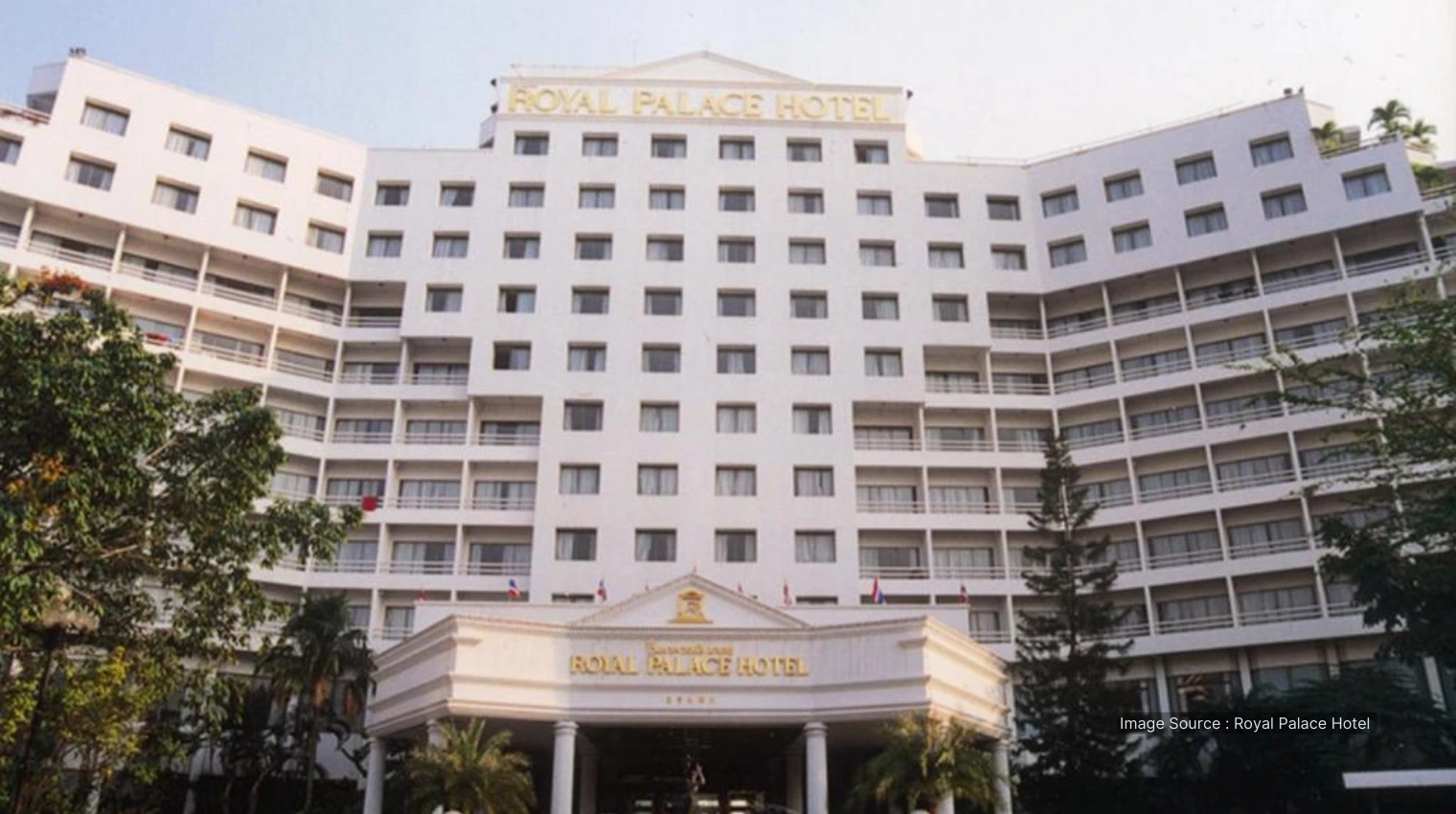 30011 A - royal palace hotel - royal palace luxury suites