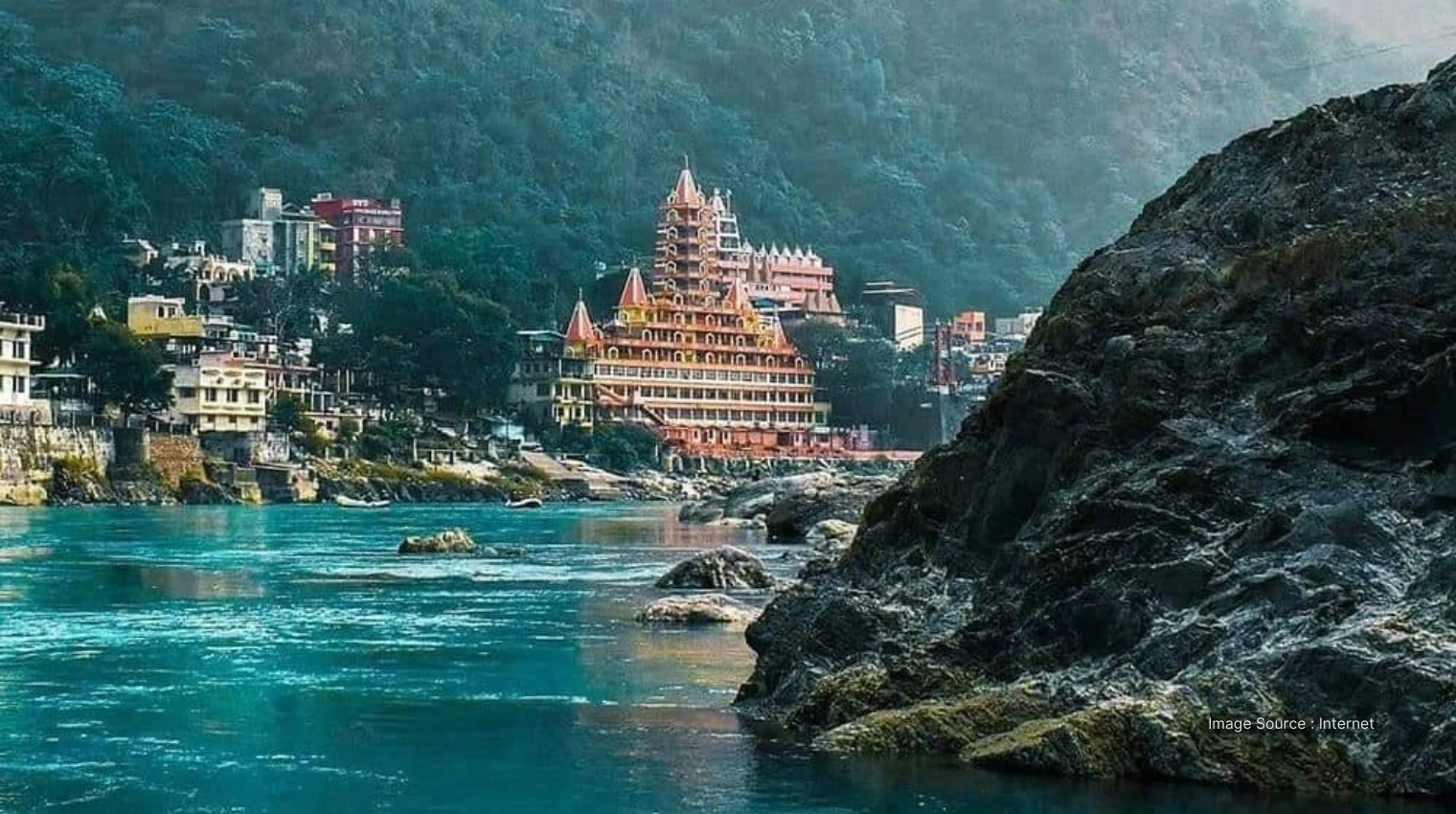 80004 A - Rishikesh - yoga wellness retreat