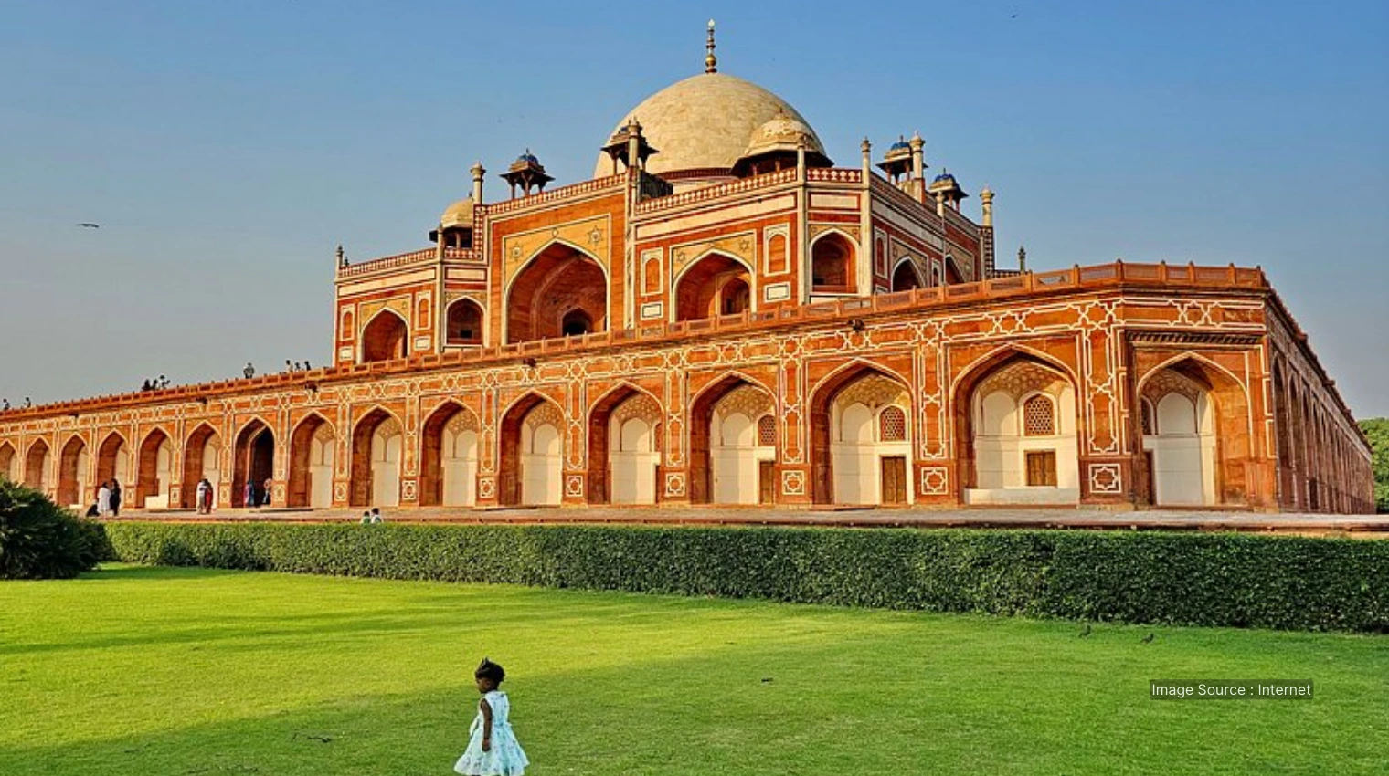 500900 A - Humayun’s Tomb - south tours
