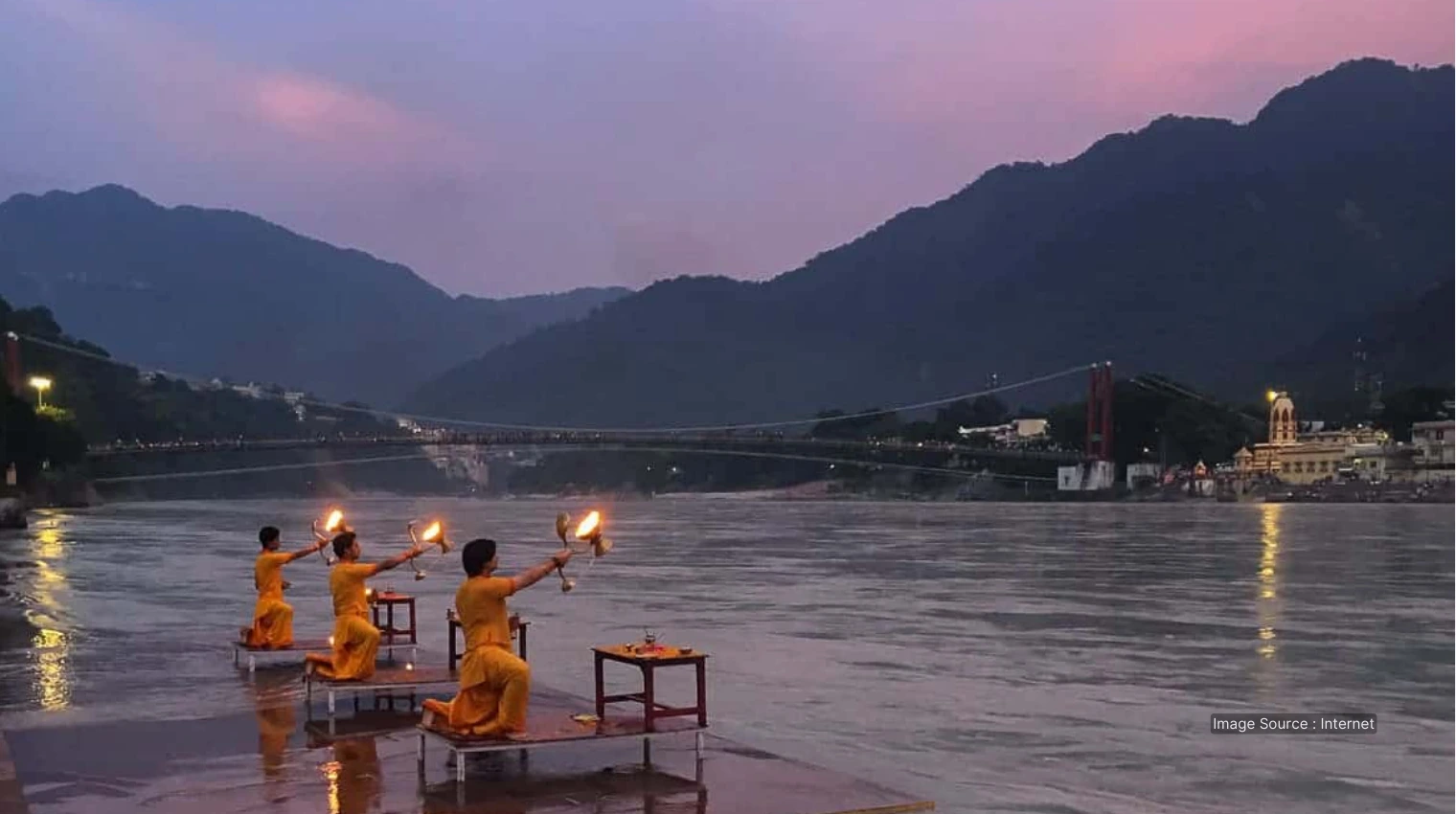80002 A - Ganges River in Rishikesh wellness packages