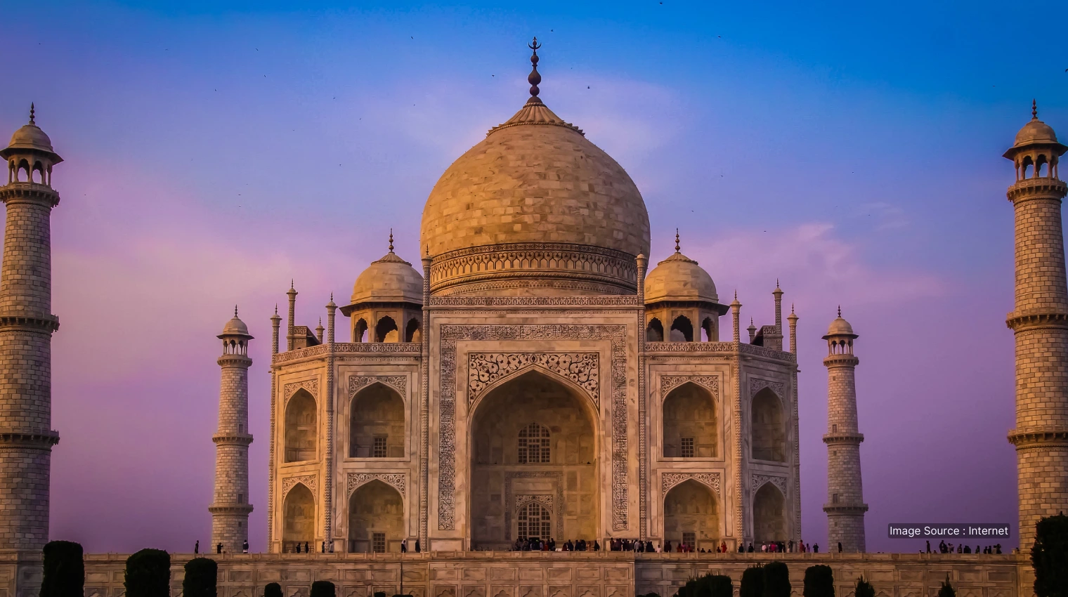 1186 A - taj mahal - best destination to cover for luxury traveler