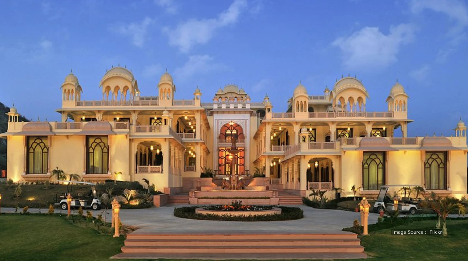king resort