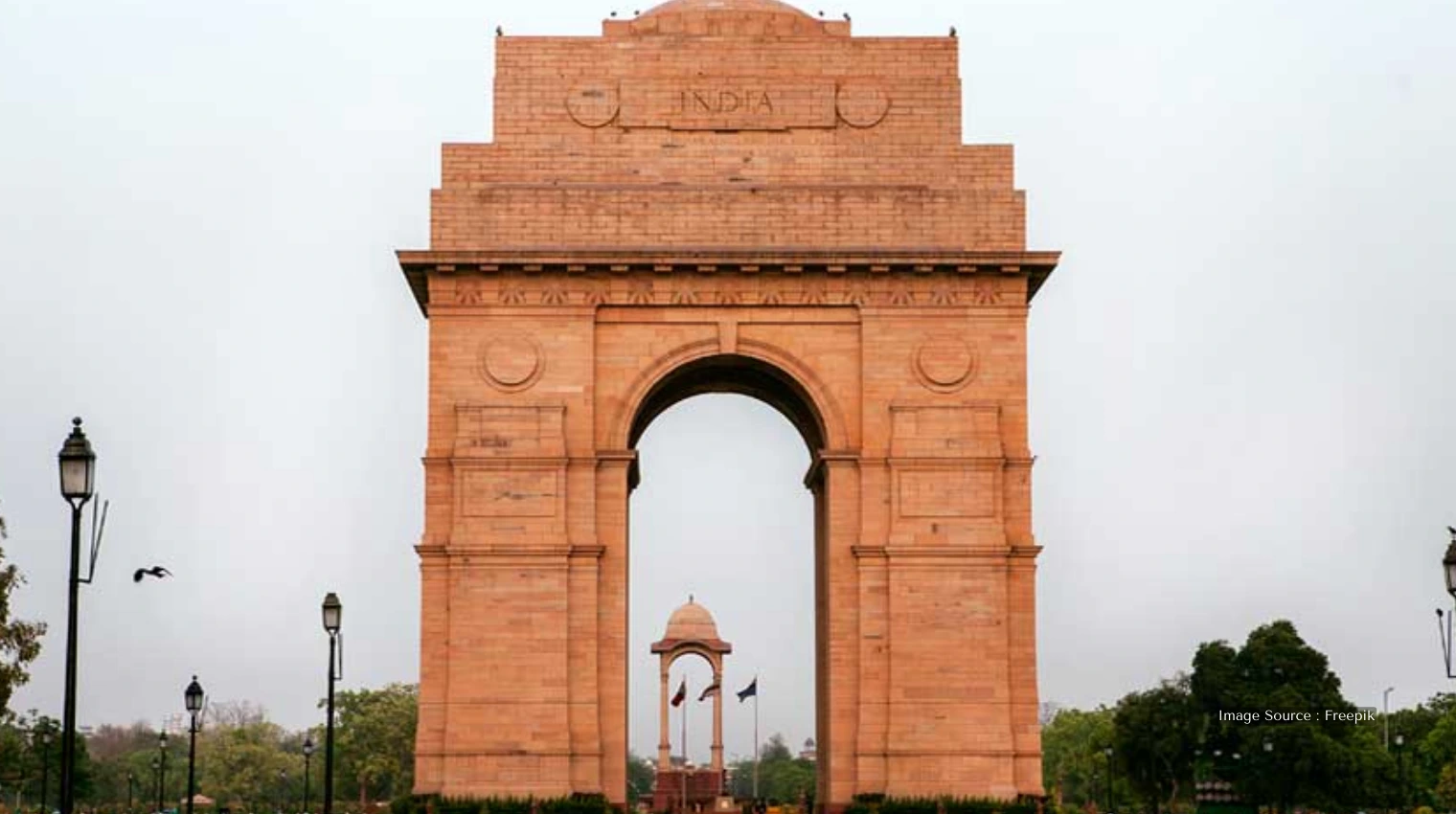 600004 A - india gate is one of the best india tourist attractions