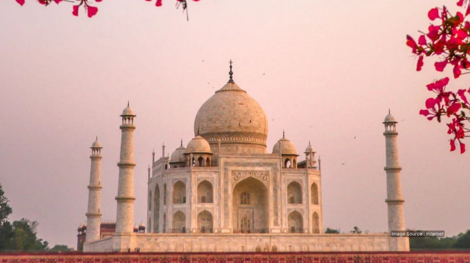 500325 A - Taj Mahal at Sunrise View