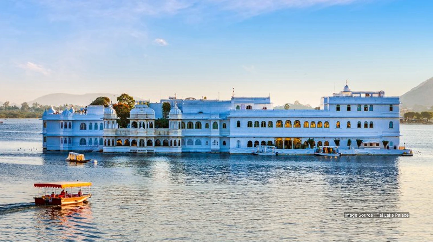 500031 A - taj lake palace, best destination for luxury family vacations