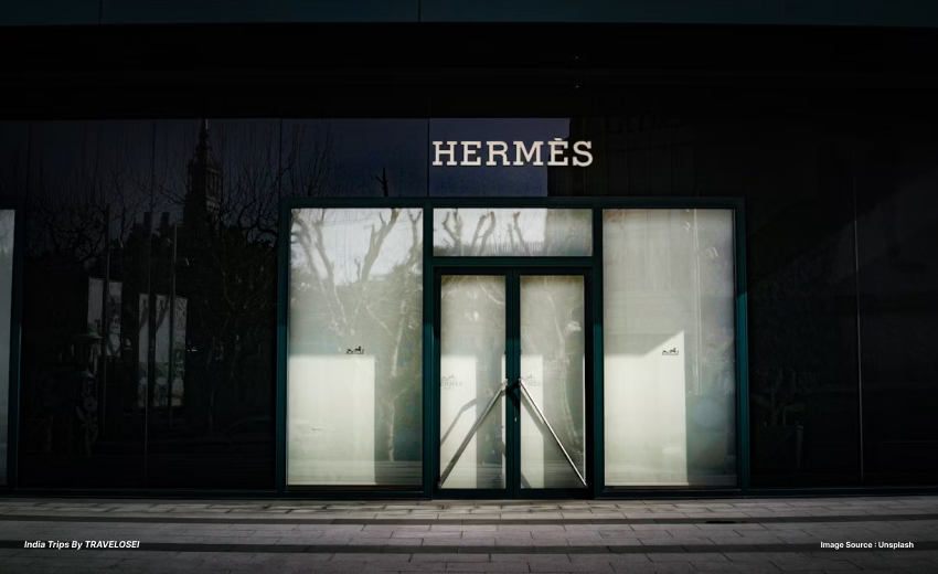 A picture of an hermes store