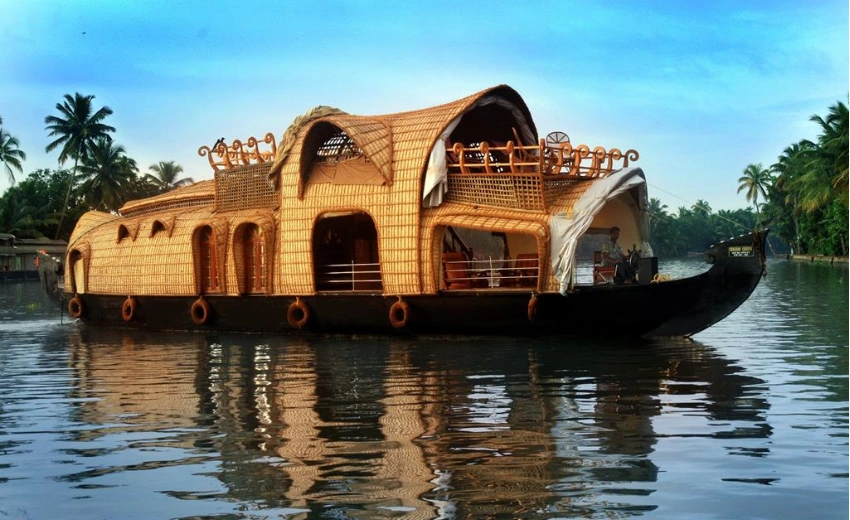 Alleppey Luxury India Tour