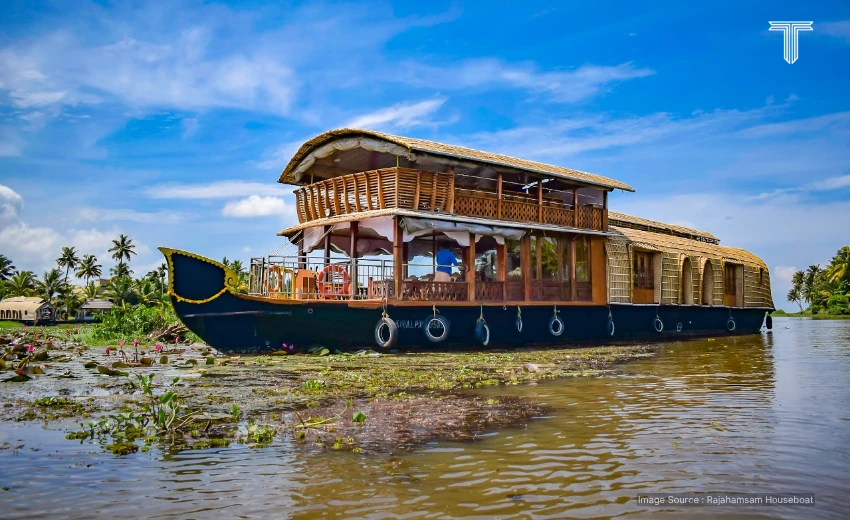 Luxury kerala luxury tour houseboats in Alleppey, Kumarakom, Kerala