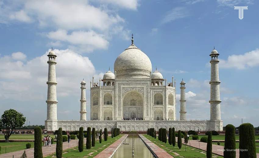 taj mahal - best trip places in india