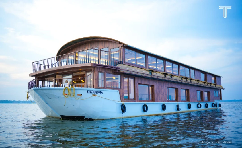 kerala houseboat luxury travel guide
