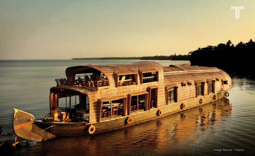 kerala houseboat for a romantic couple tours