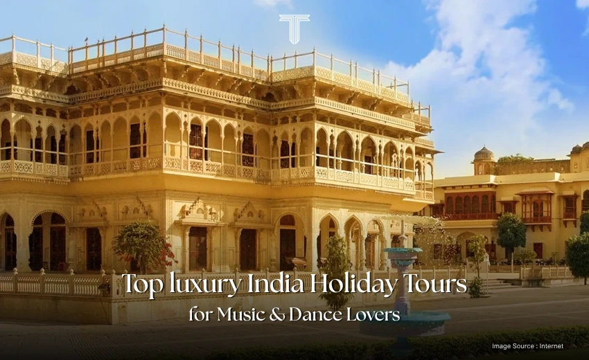 1300 A - City Palace - luxury india holiday tour for music & dance lovers