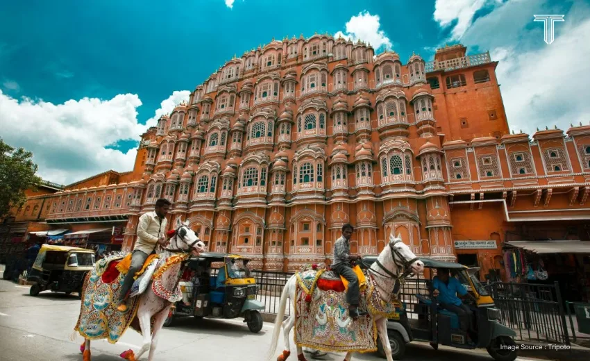 royal palaces, and craft villages while participating in a fully customized Indian culture tour 
