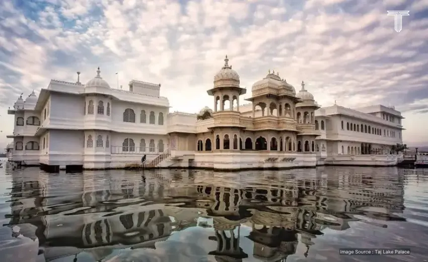 Taj Lake Palace - palaces to stay