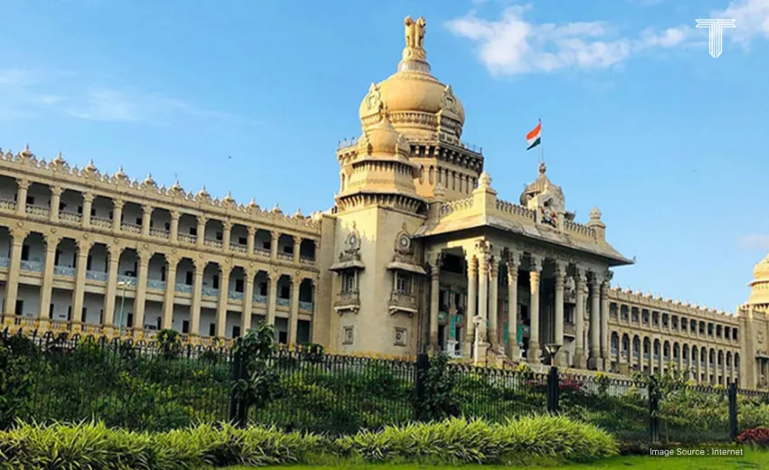  luxury business travel in Delhi , Mumbai and Bangalore.

