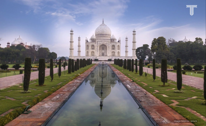 majestic taj mahal view for vip luxury travel services with travelosei