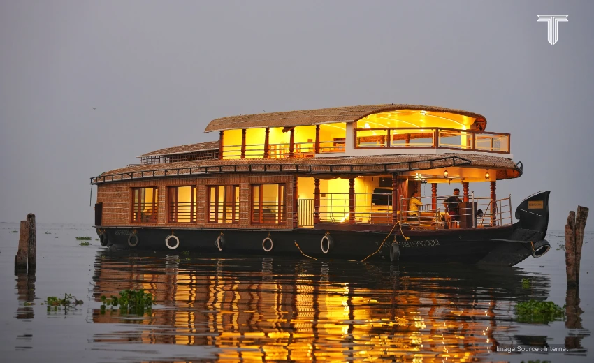 private luxury tours kerala