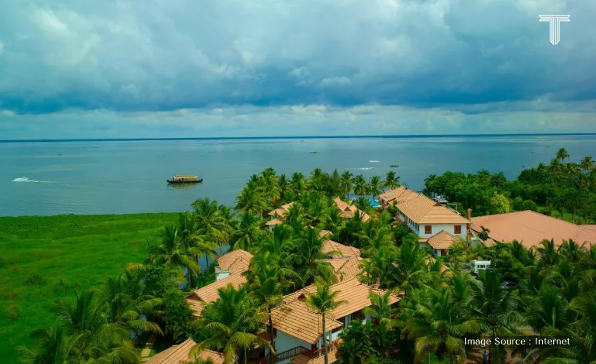 Kumarakom Lake Resort, kerala backwater resorts