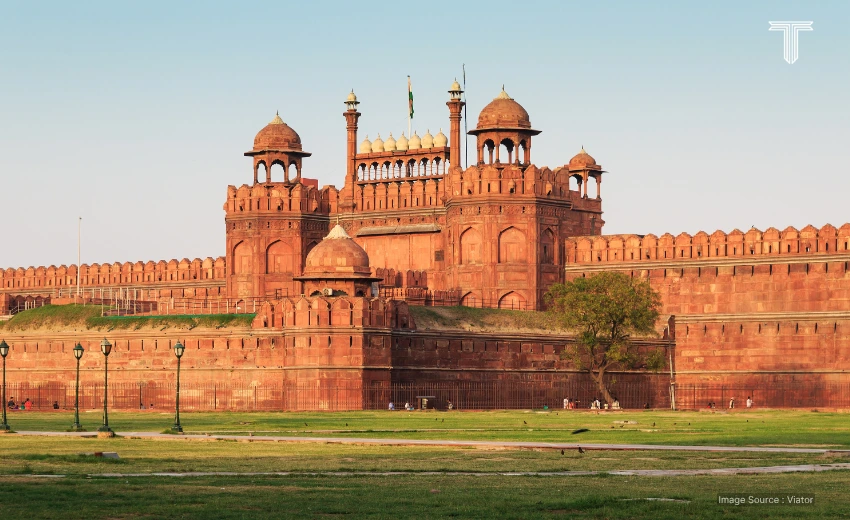 8 day itinerary for red fort tour at delhi