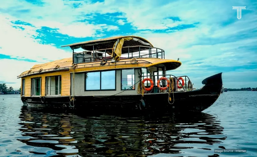 Houseboats, Fishing, South India, Solar Panels, Wildlife, Sunsets- Houseboats of Kerala - eco luxury resorts