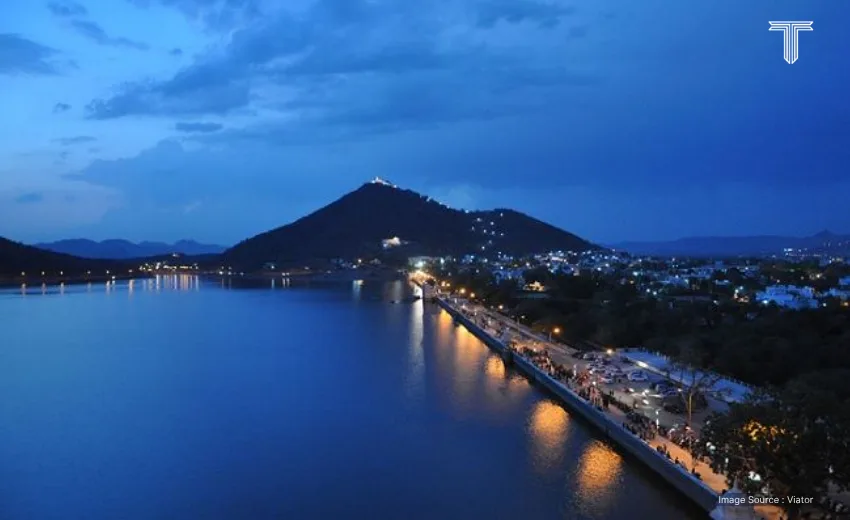 Rajasthan’s Forts, Jaipur Pink City, Udaipur Lakes, Jodhpur, Umaid Bhawan Palace, Jaisalmer Thar Desert
- Udaipur Lakes - best time to travel